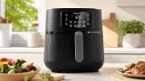 Großer Garkorb, App-Anbindung, weniger Küchenroutine: Philips Airfryer 5000 Series HD9285/90 bei Amazon